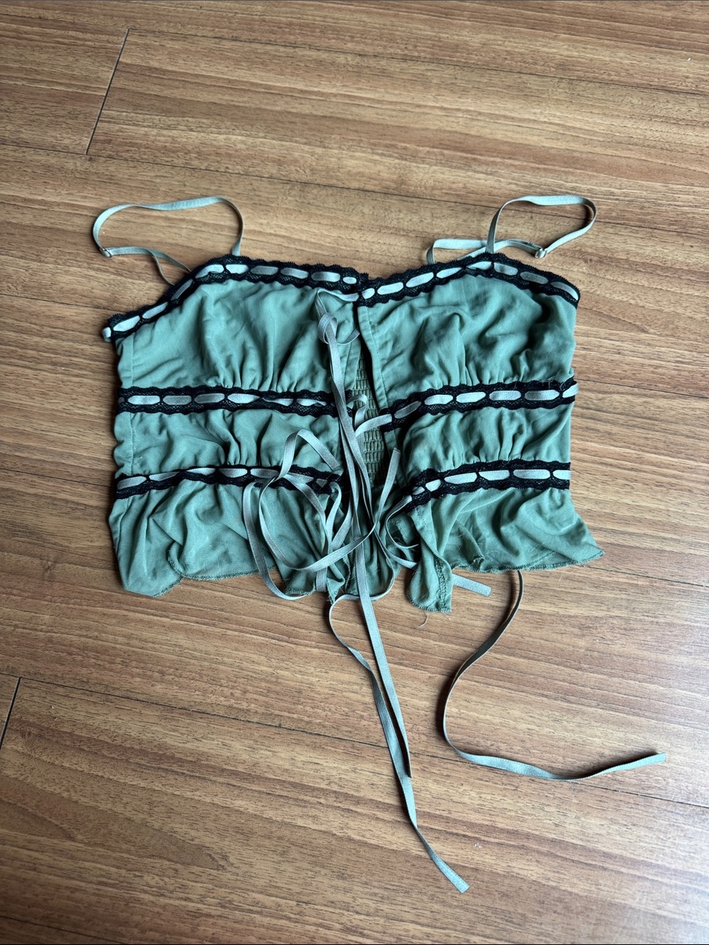 Forever 21 green and black tank